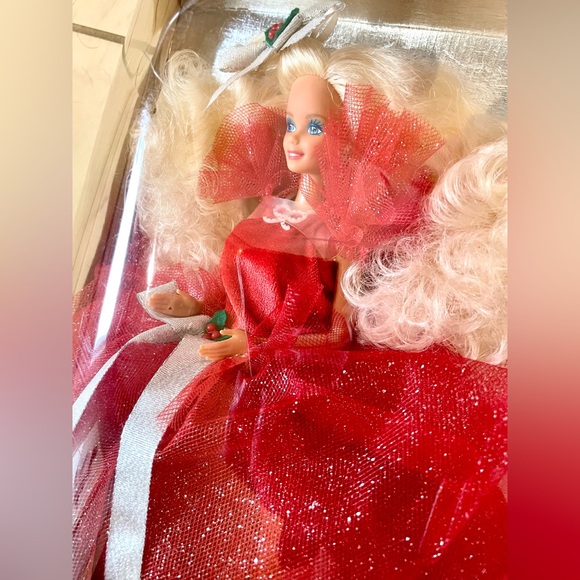 1988 Happy Holidays Barbie Doll, New in box! - Picture 3 of 8